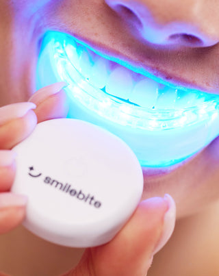 Smilebite Light & Bright Tandenbleekset LED-lamp + Whitesmile Serum™ - 2