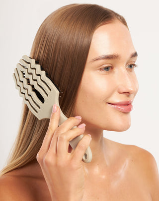 Haarborstel met natuurlijke haren in grijsbruin taupe Nutridome - 2