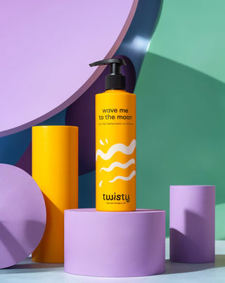 Vochtinbrengende conditioner voor krullend haar met aloë, melkzuur en panthenol van Twisty - 5