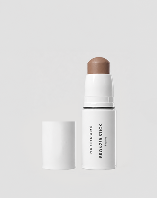 Bronzer in stickvorm voor het gezicht natuurlijk zongebruind effect en precieze contourering Praline Nutridome