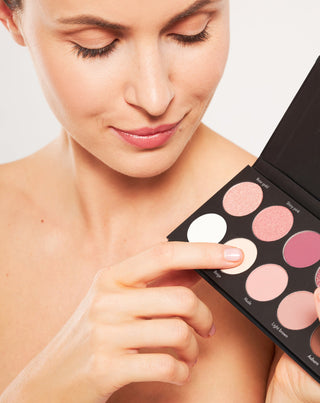 Een palet van 10 permanente oogschaduws in klassieke tinten Basic Eyeshadow Palette Nutridome - 2