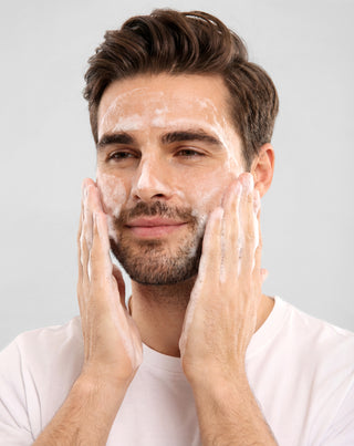 Gezichtsreinigingsgel met postbiotica en panthenol om baarden te reinigen en te verzorgen Monolith - 3