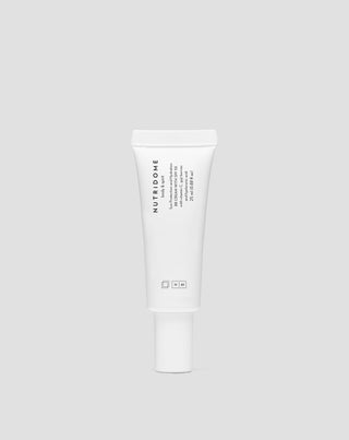 Hydraterende BB-crème met SPF 50, hyaluronzuur en vitamine C 03 Lichte Beige van Nutridome - 1